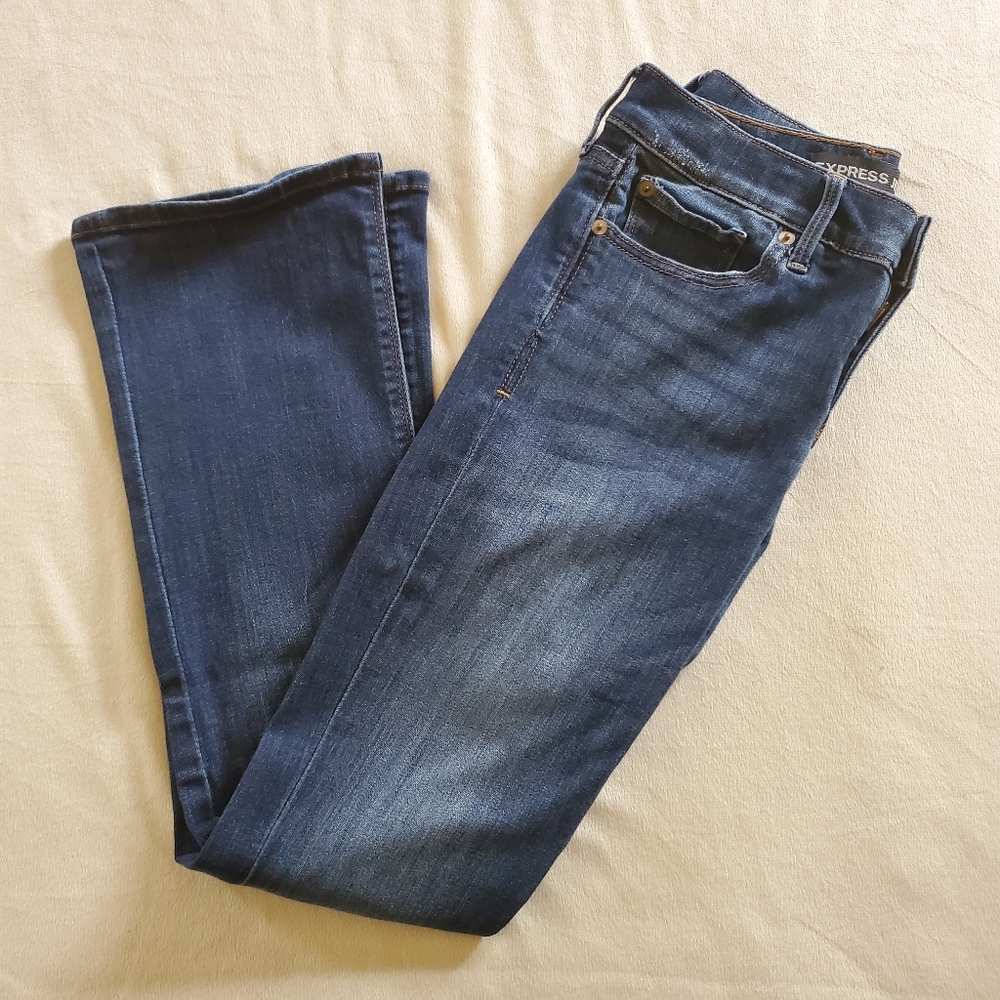 Express Mid Rise Barely Boot Jeans | 2S